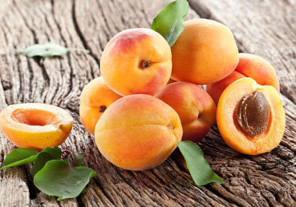 Mangiare a colori - Proprietà dei frutti giallo-arancioni
